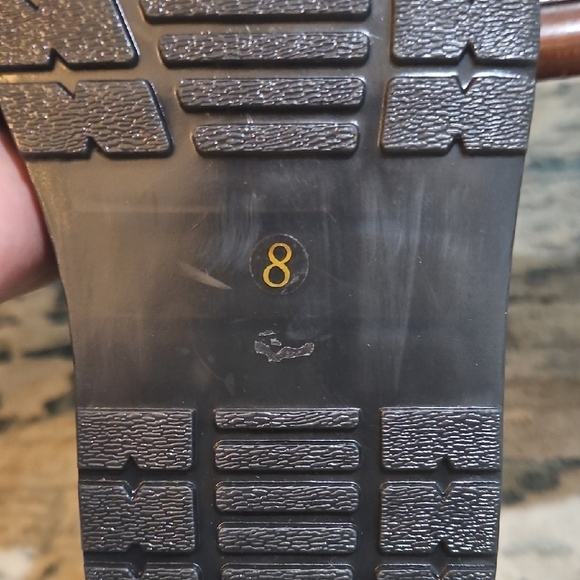 Elegant Black Floral Sandals with Buckle - Picture 6 of 6